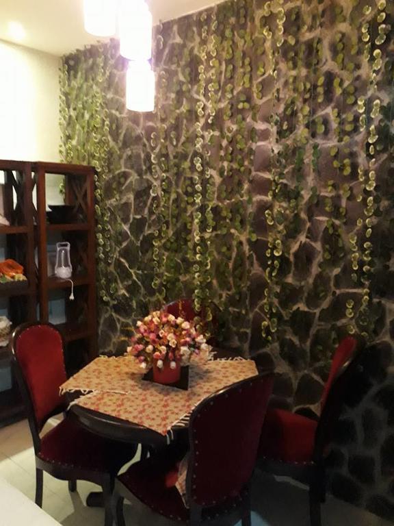 Renaya Griya Hotel Salakan Exterior foto