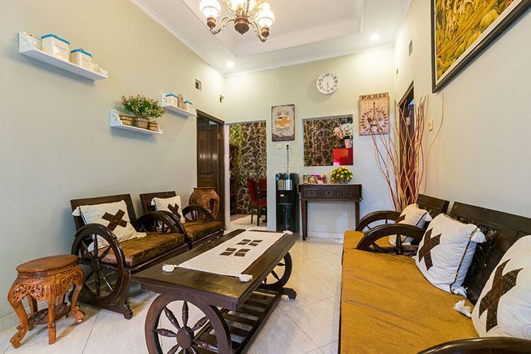 Renaya Griya Hotel Salakan Exterior foto